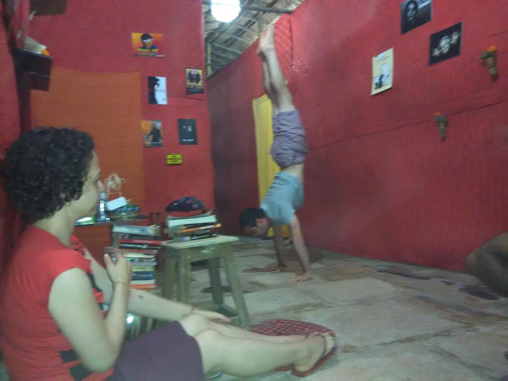 Bricks And Bamboo Hostel Anjuna Bagian luar foto